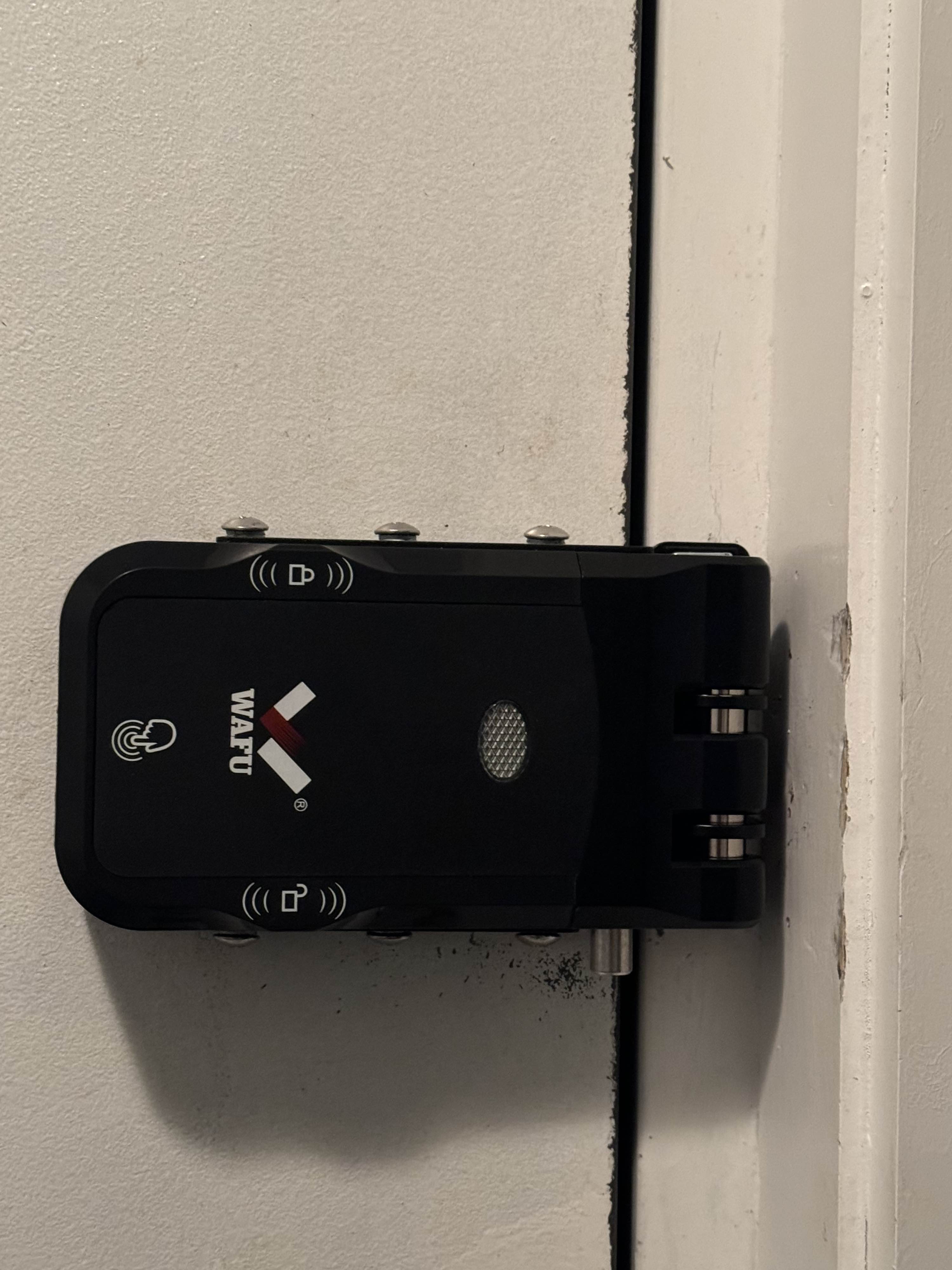 Customer photo: WAFU smart lock installed on interior door